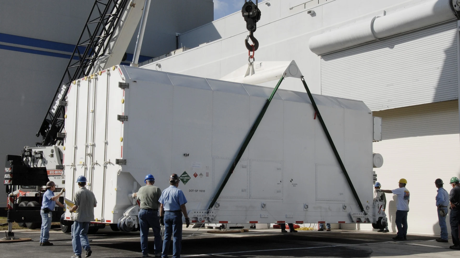 KSC-2009-1017 - free hd space wallpaper for desktop