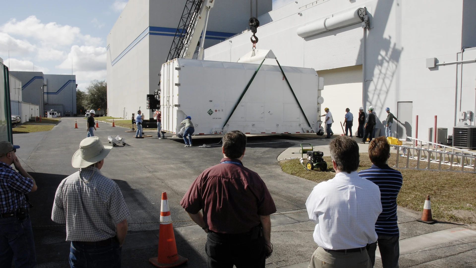 KSC-2009-1018 - free hd space wallpaper for desktop