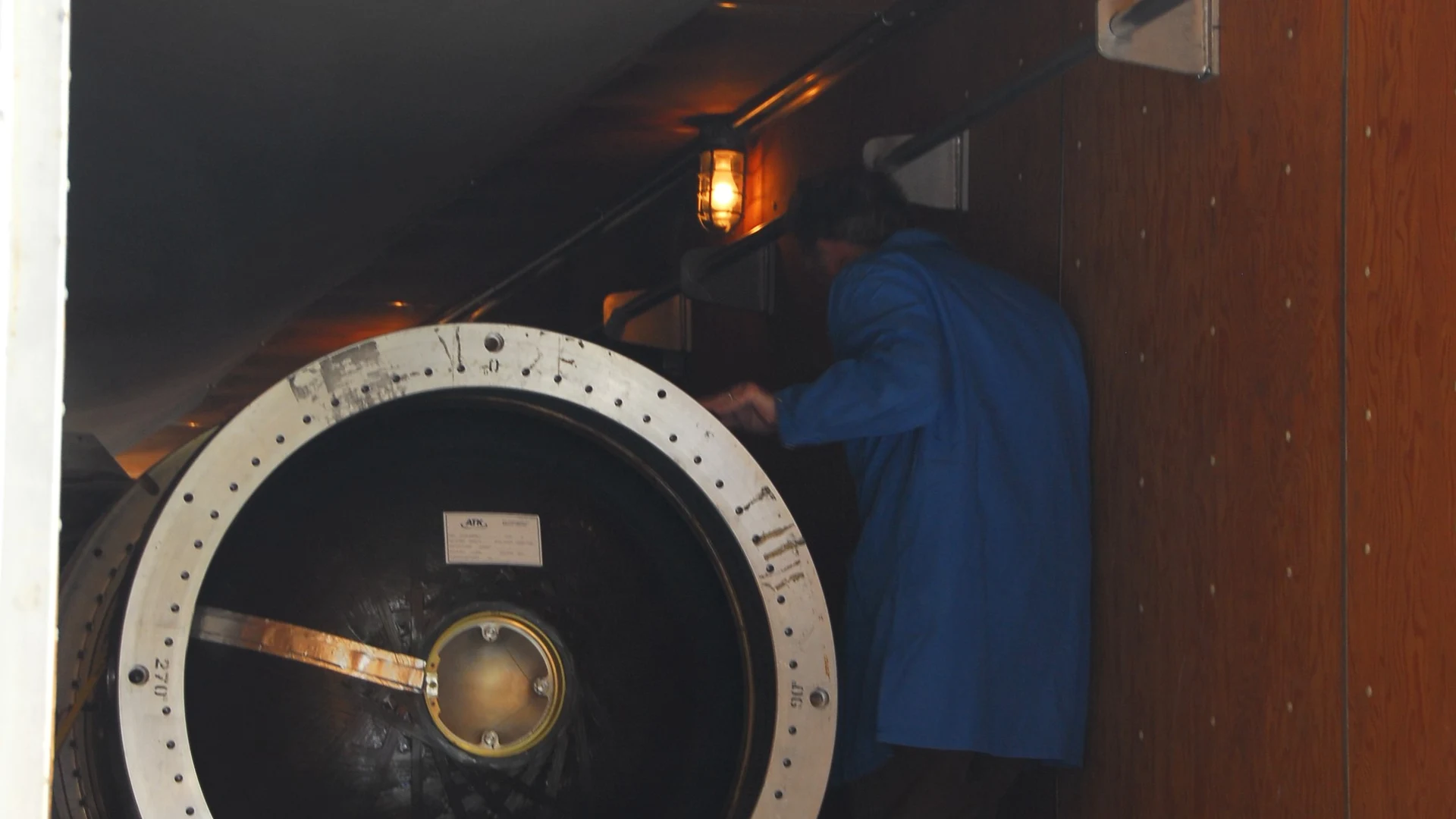 KSC-2010-5266 - free hd space wallpaper for desktop