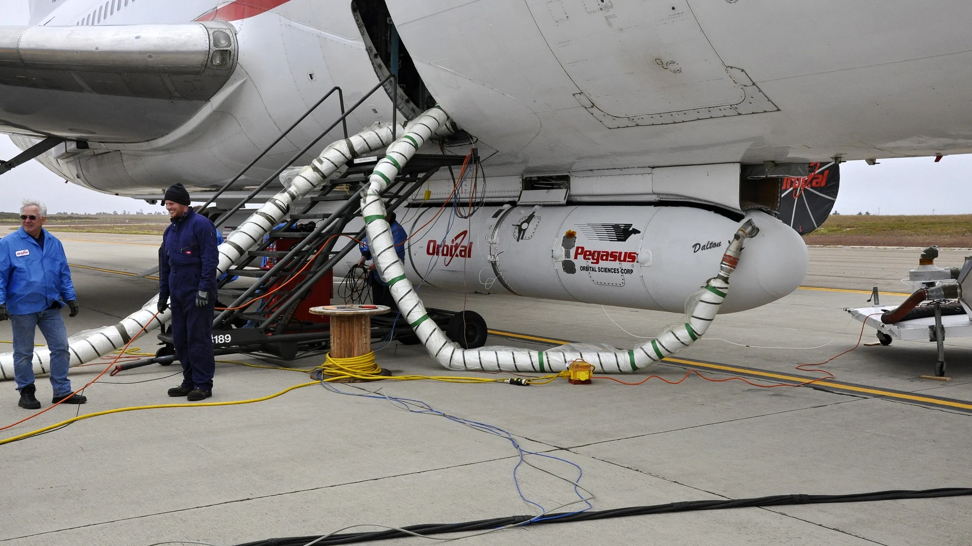 KSC-2012-3163 - free hd space wallpaper for desktop