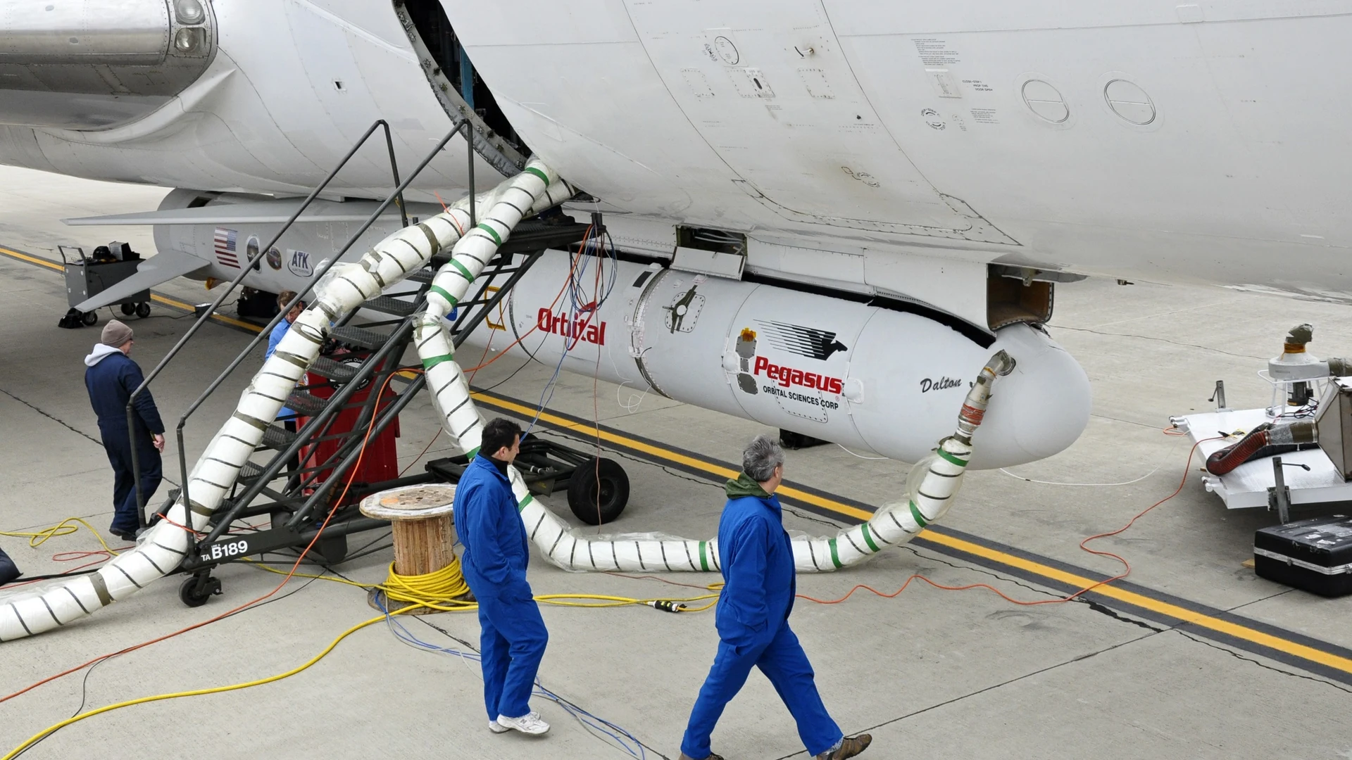 KSC-2012-3168 - free hd space wallpaper for desktop