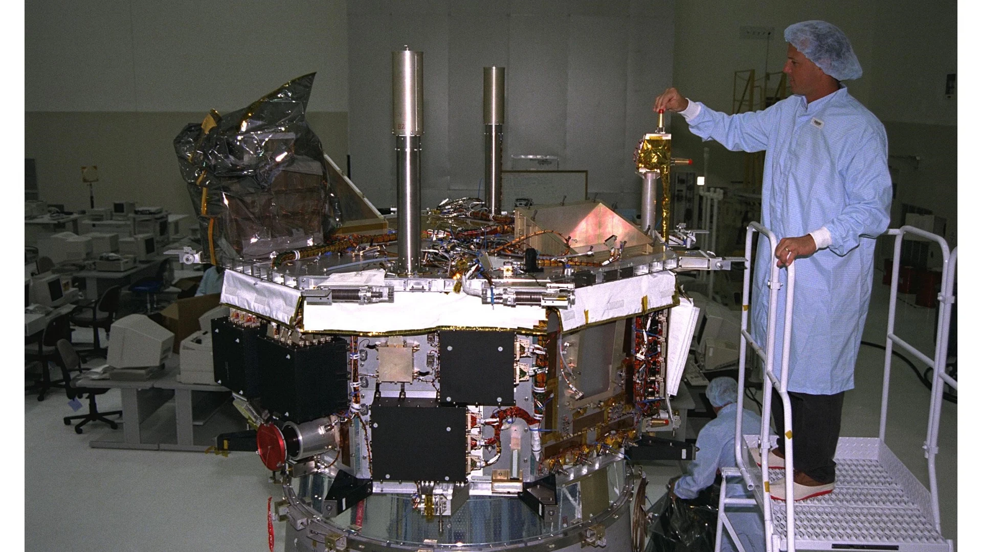 KSC-97PC904 - free hd space wallpaper for desktop