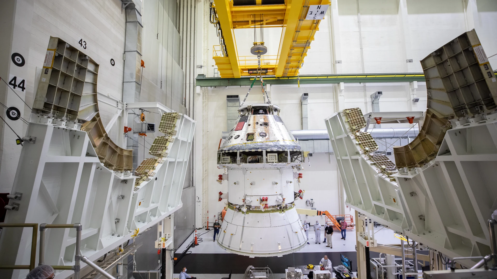 Orion Spacecraft Adapter (SA) Cone Install - free hd space wallpaper for desktop