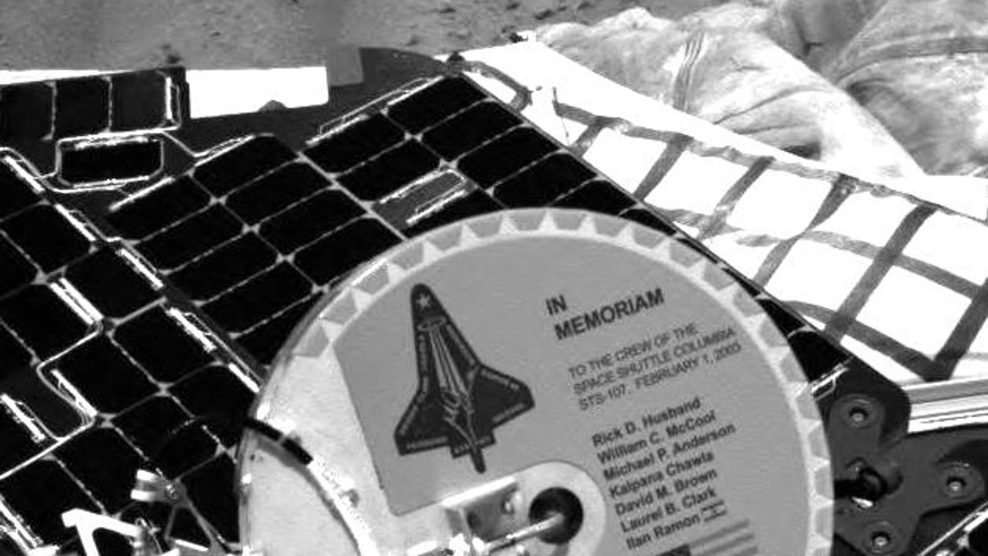 Plaque on Spirit Honors Columbia Astronauts - free hd space wallpaper for desktop