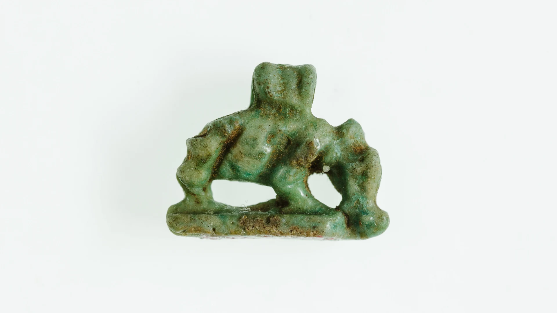 Sow Amulet - free hd space wallpaper for desktop