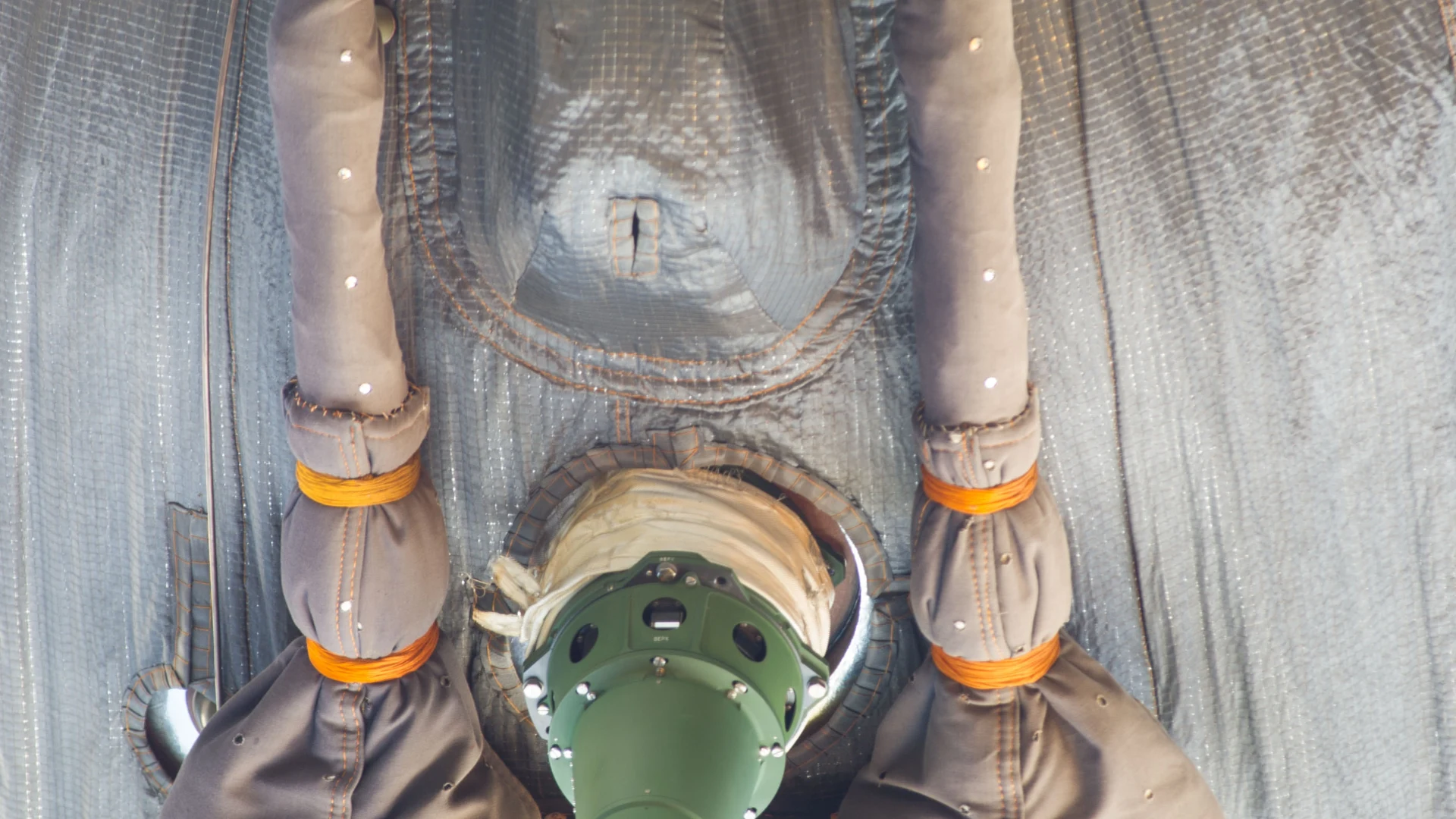 Soyuz spacecraft - free hd space wallpaper for desktop