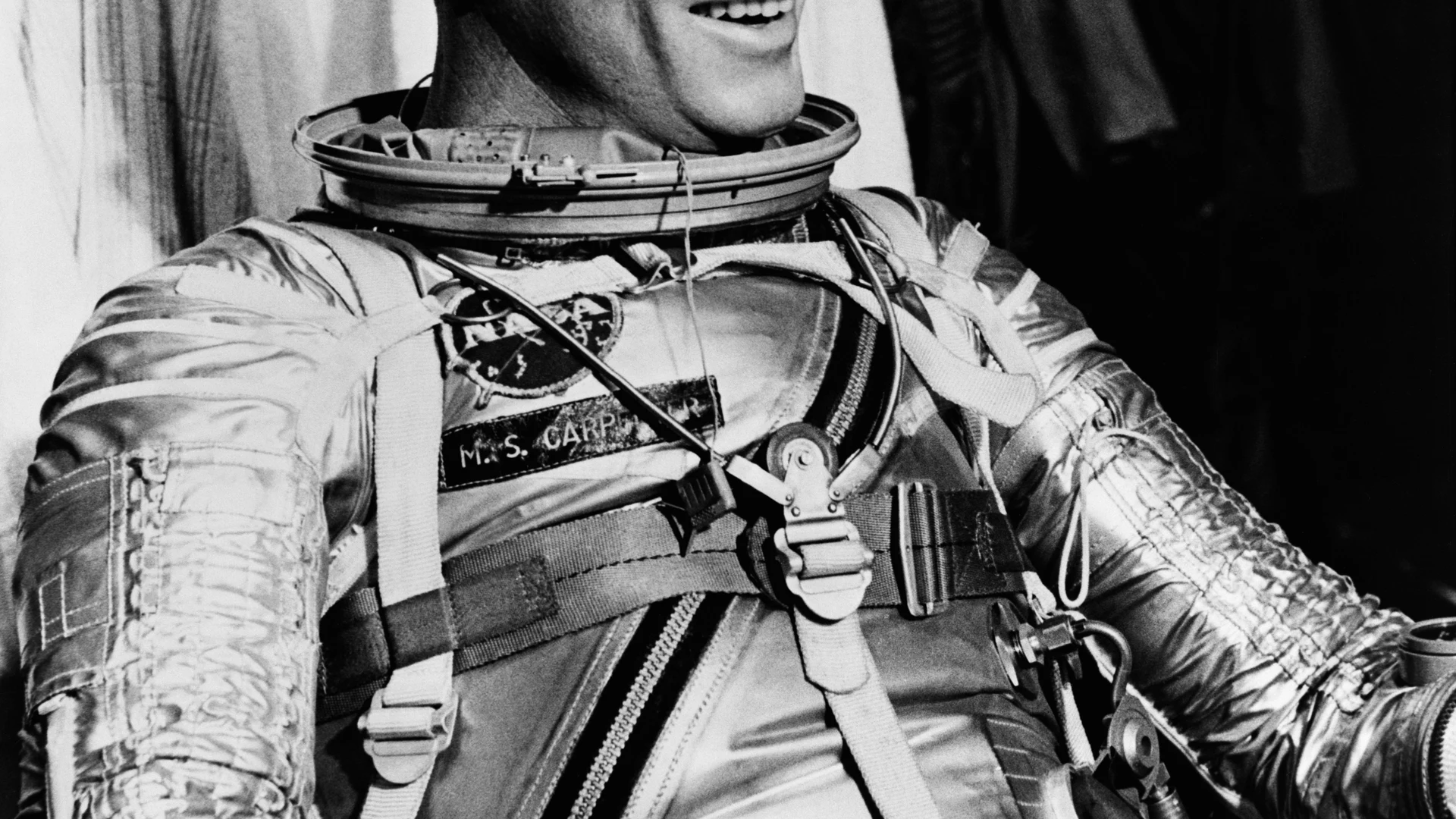 SUIT - ASTRONAUT S. CARPENTER - PA - free hd space wallpaper for desktop