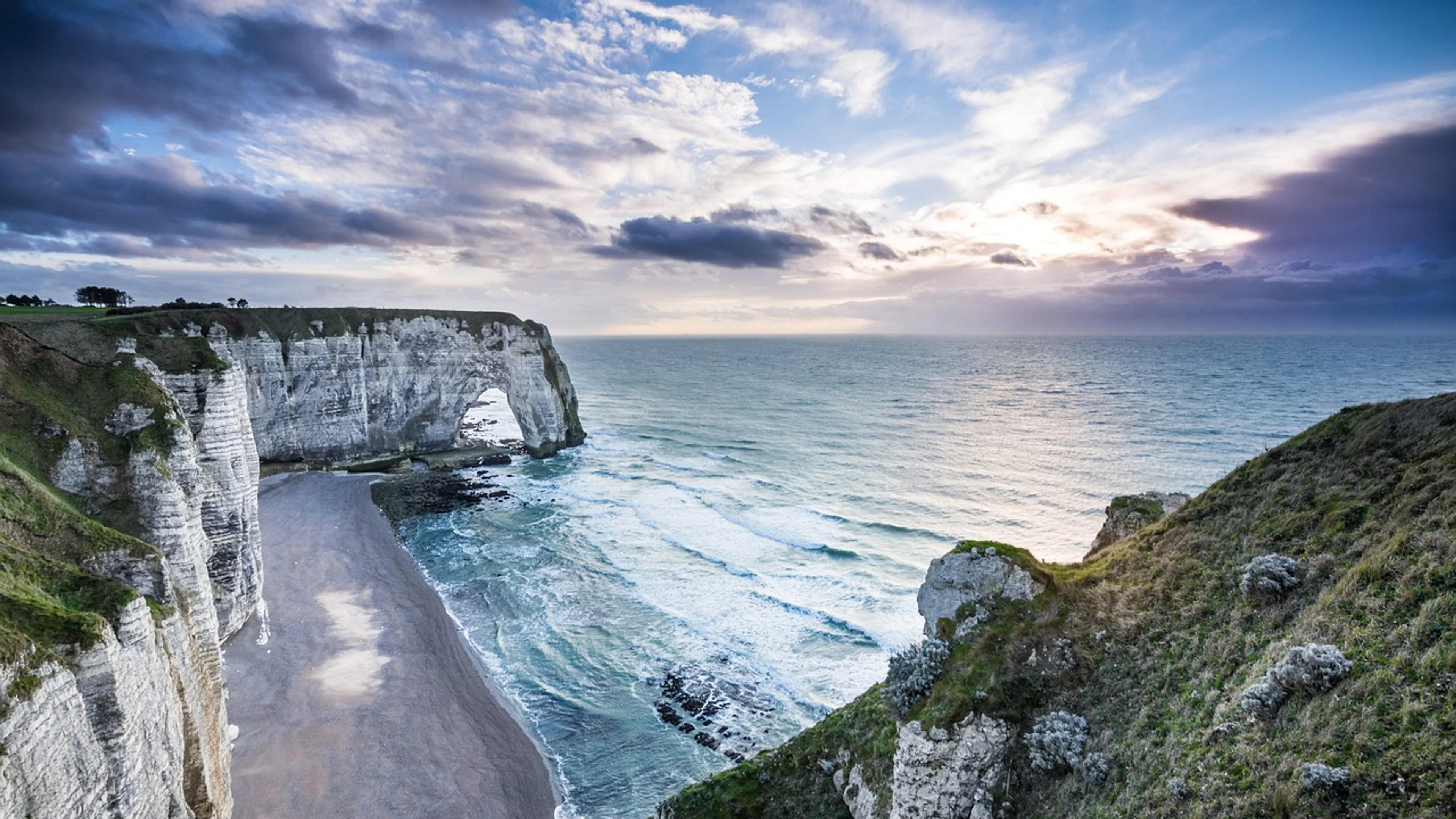 Etretat normandy beach - free 4K Ultra HD sunset wallpaper for desktop