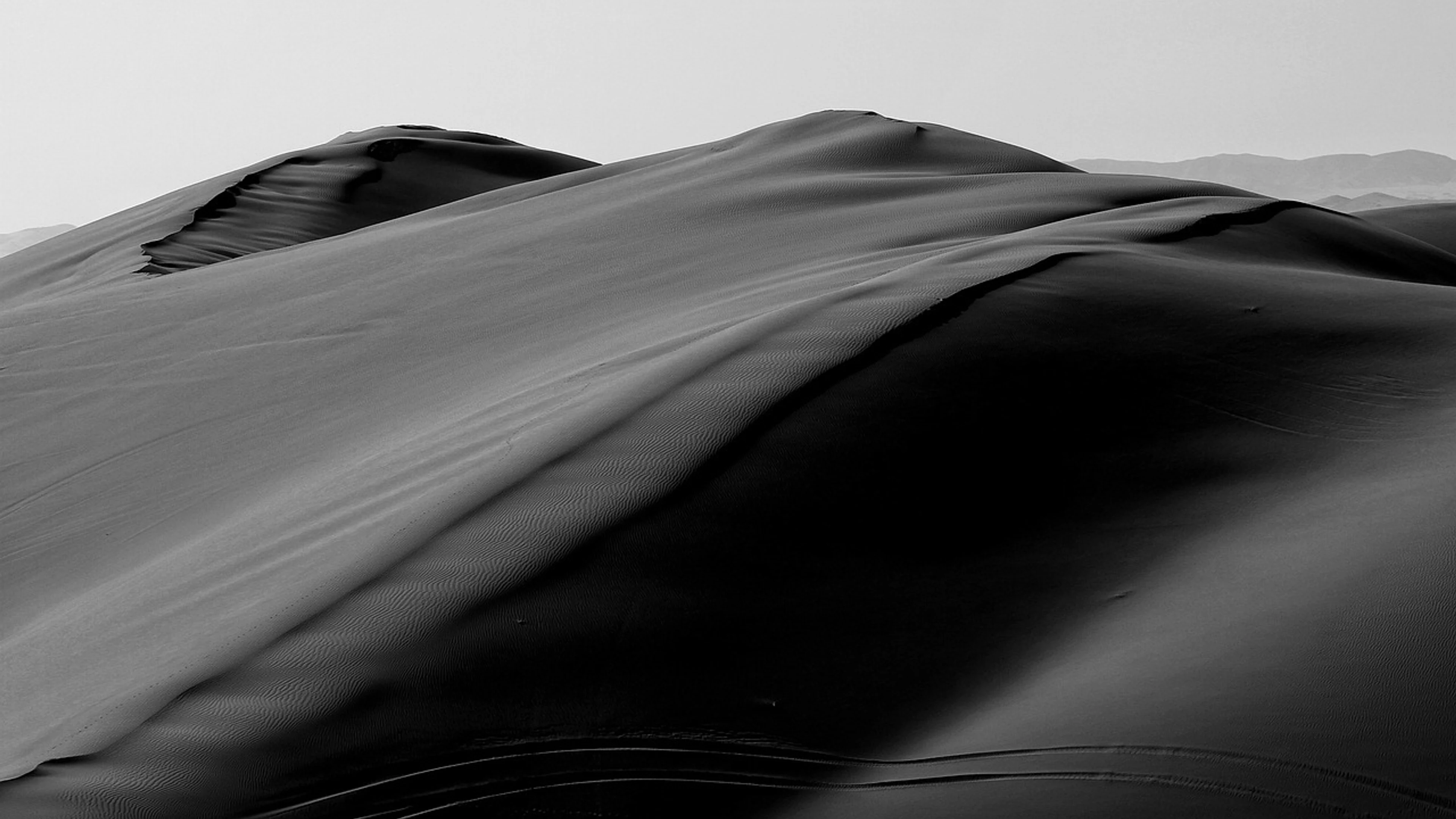 Iran desert sand dunes - free 4K Ultra HD sunset wallpaper for desktop