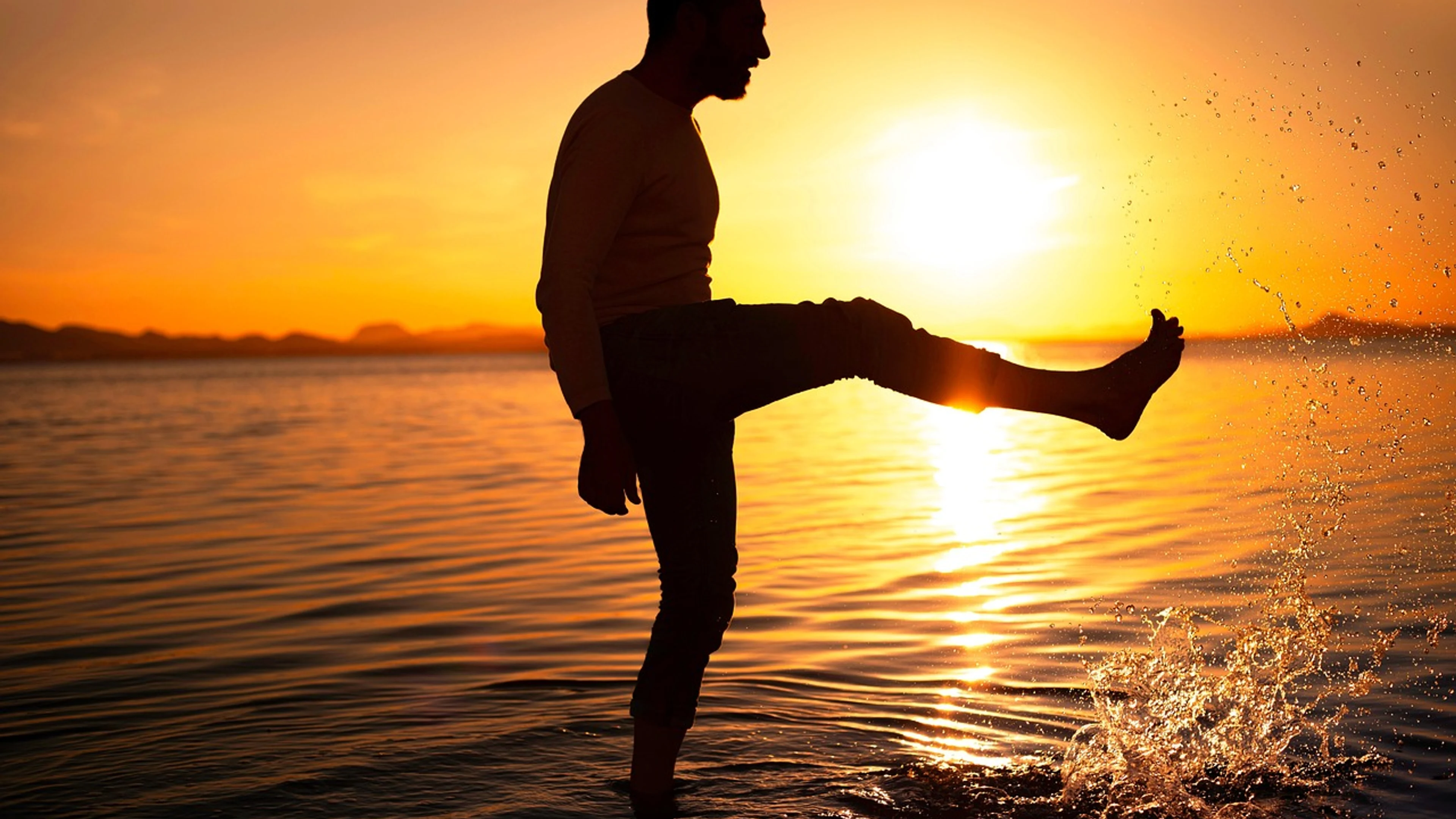 Man nature wallpaper sea - free 4K Ultra HD sunset wallpaper for desktop