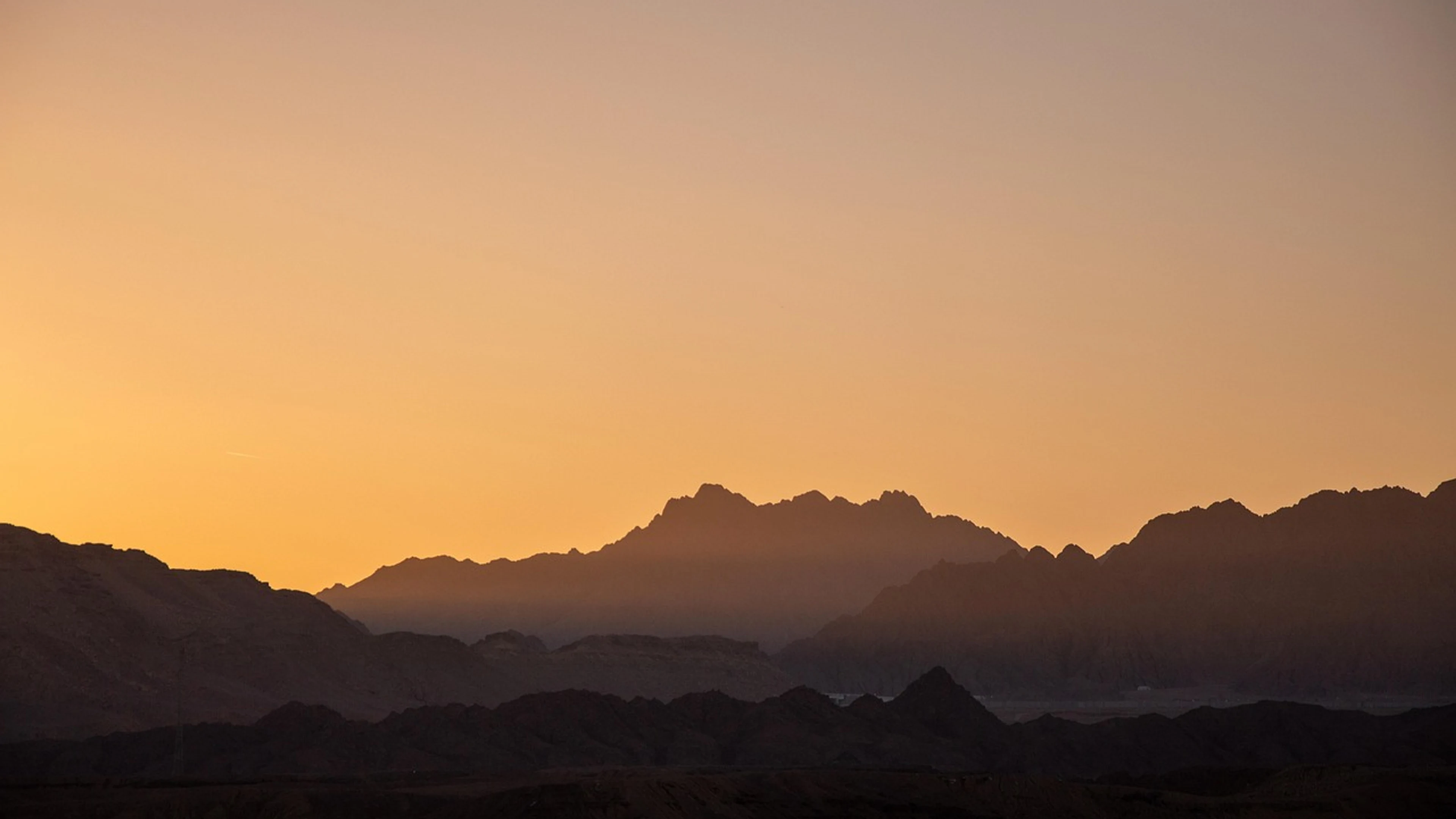 Mountains 4k wallpaper 1920x1080 sunset - free 4K Ultra HD sunset wallpaper for desktop