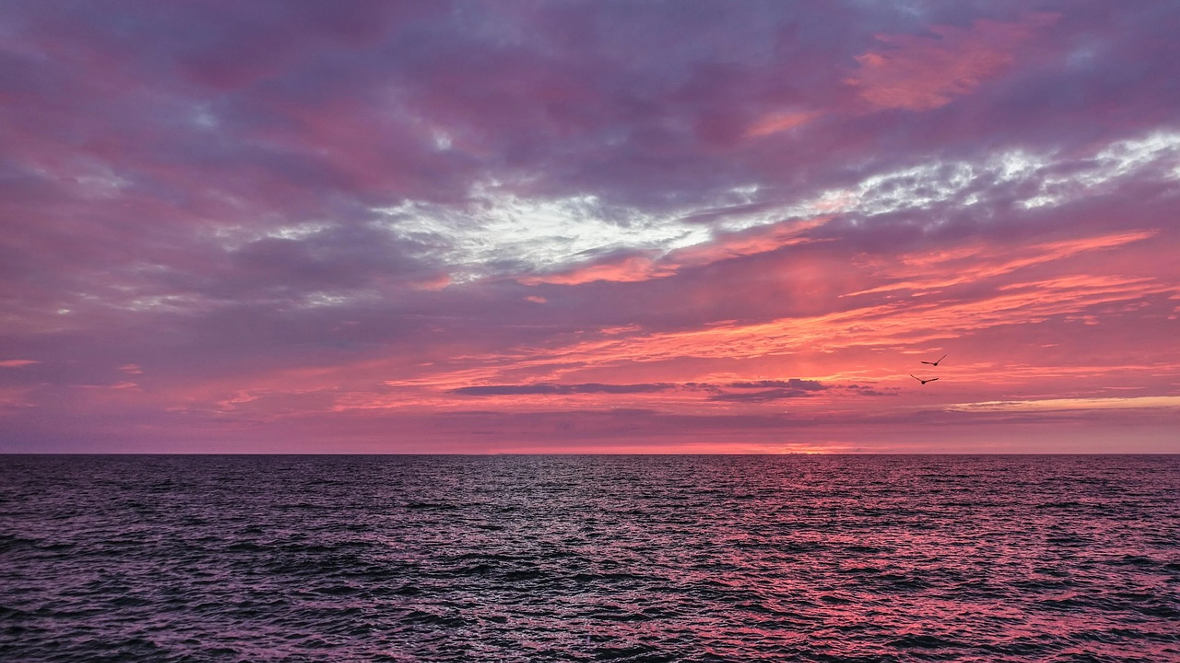 Sunset baltic sea heaven - free 4K Ultra HD sunset wallpaper for desktop